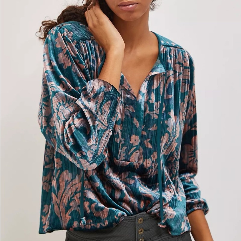 Anthropologie NWT Faustine Velvet Peasant Blouse Blue and Pink - XS